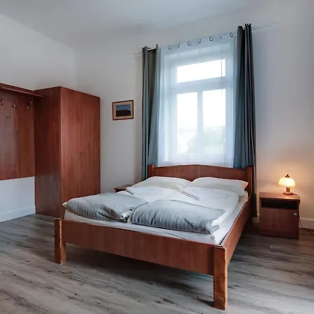 Venus Kwatera prywatna *